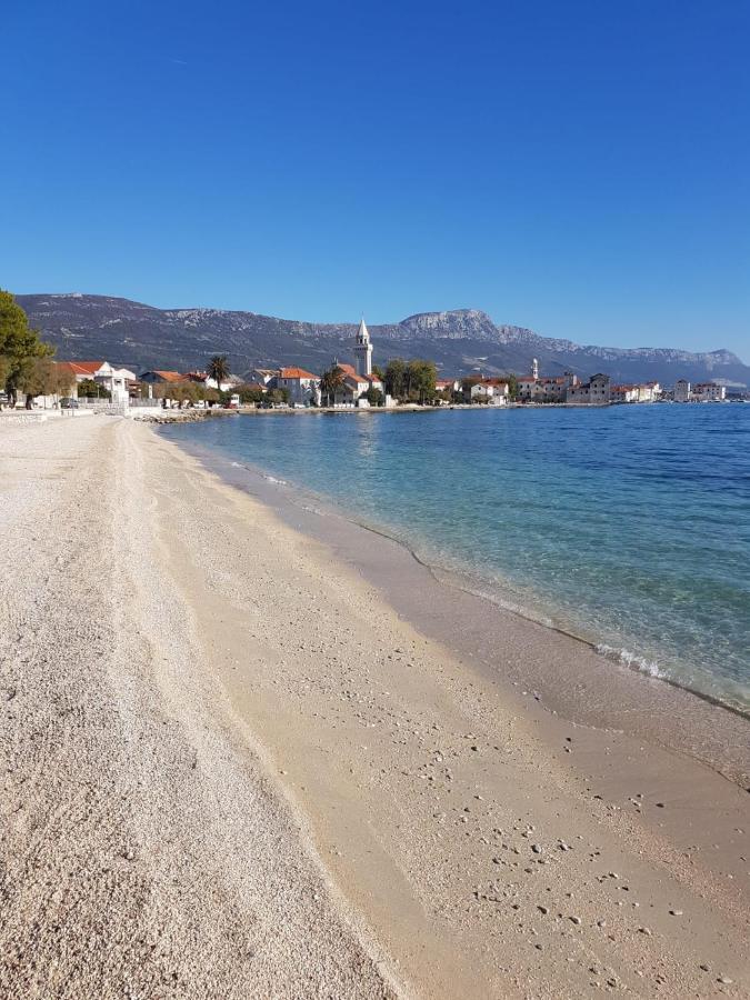 Beachfront House Sea La Vie Kastela Exterior photo